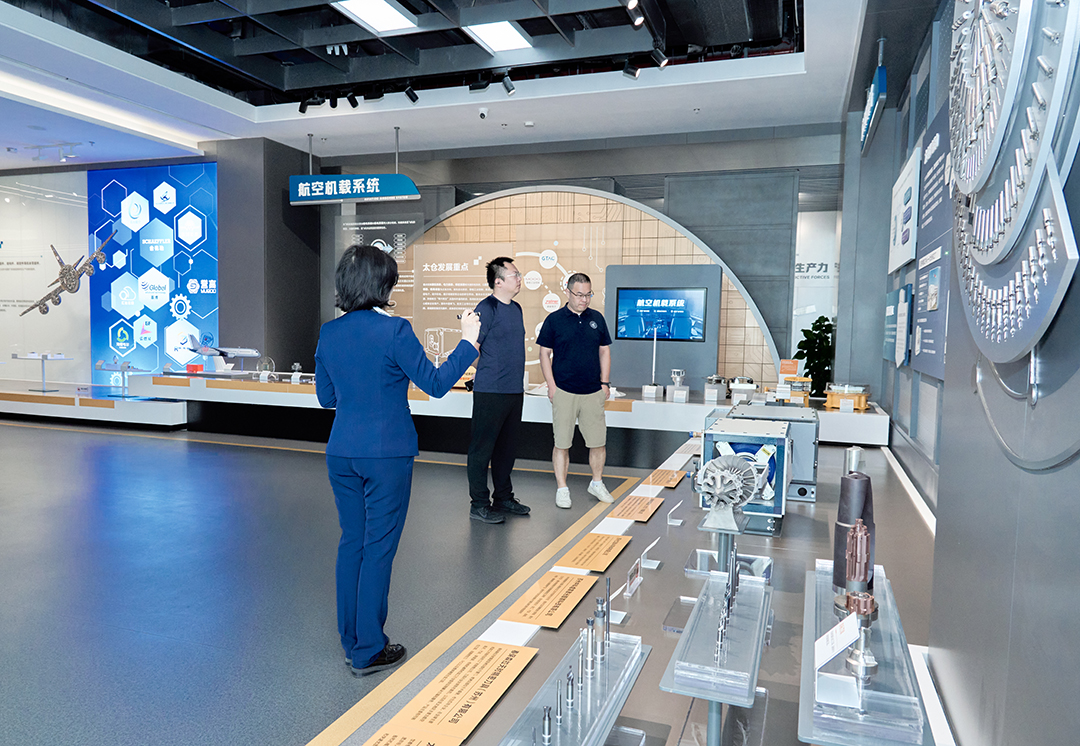 691e8e3da527f.jpg _DSC2014.jpg